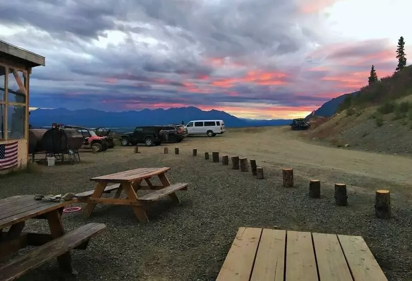 Hotelli Alpine Creek Lodge