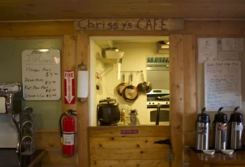 Hotelli Alpine Creek Lodge