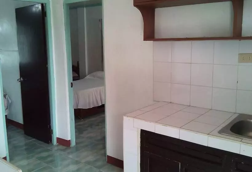 ホテル Gapuz Bnb Inn