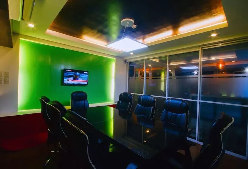 Hotelli Jj Midcity Inn