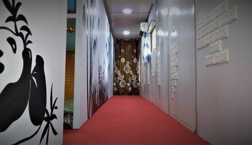 הוסטל Aviano Syariah Backpacker