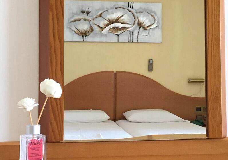 Bay Holiday Hotel & Spa