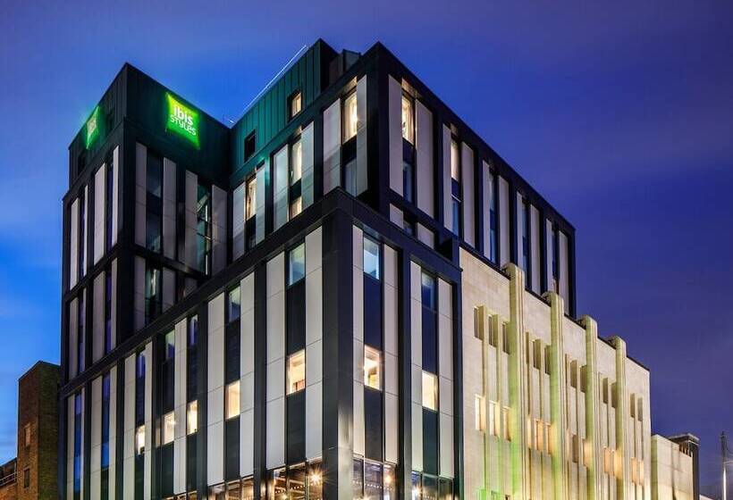 فندق Spark By Hilton London Romford