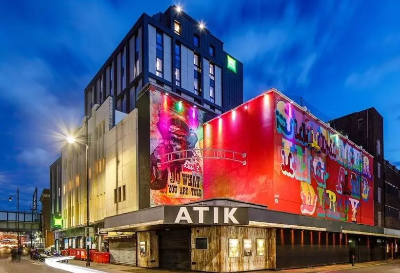 ホテル Spark By Hilton London Romford