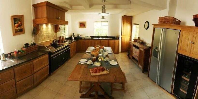 هتل Maison D'hôtes Coignet