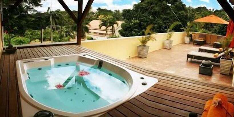 هتل Maison D'hôtes Coignet