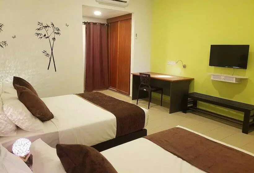 Hotelli Pangkor Holiday Resort