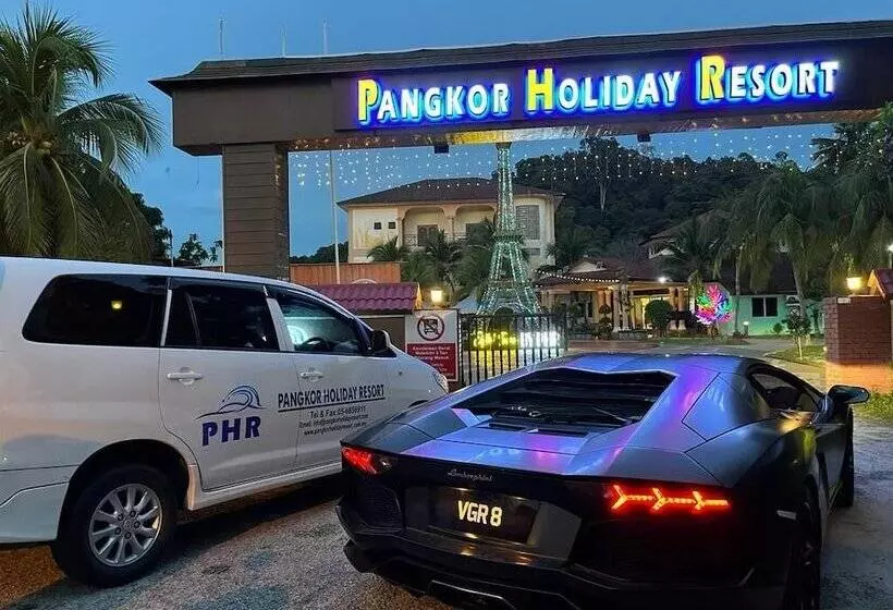 Hotelli Pangkor Holiday Resort