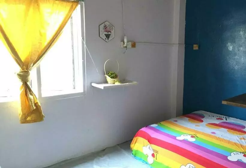 هتل Pesona Backpackers Inn