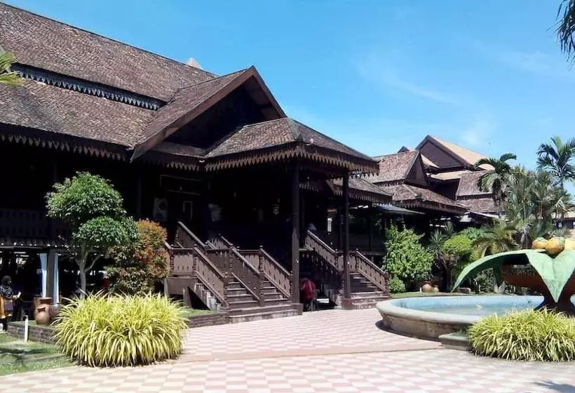 هتل Pesona Backpackers Inn