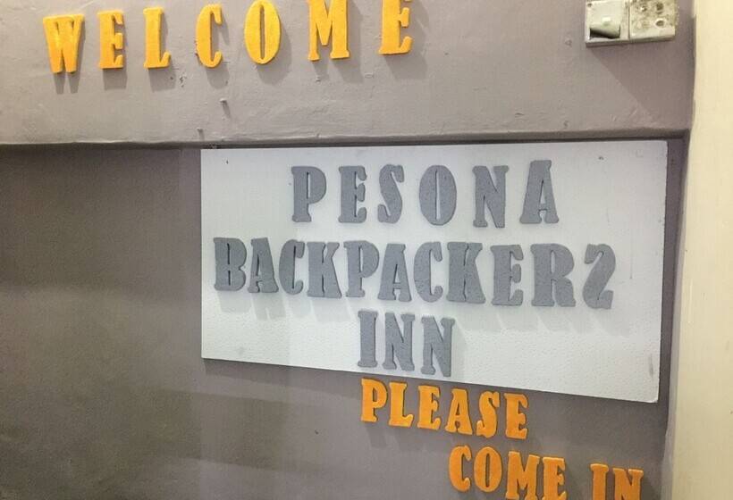 בית מלון כפרי Pesona Backpackers Inn