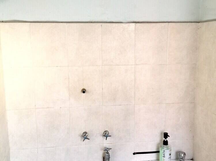 בית מלון כפרי Pesona Backpackers Inn