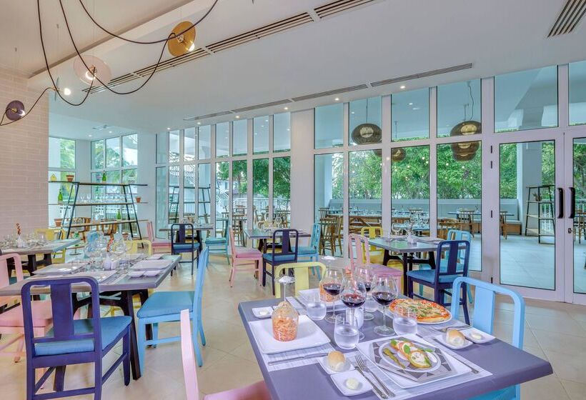 هتل Sol Caribe Beach