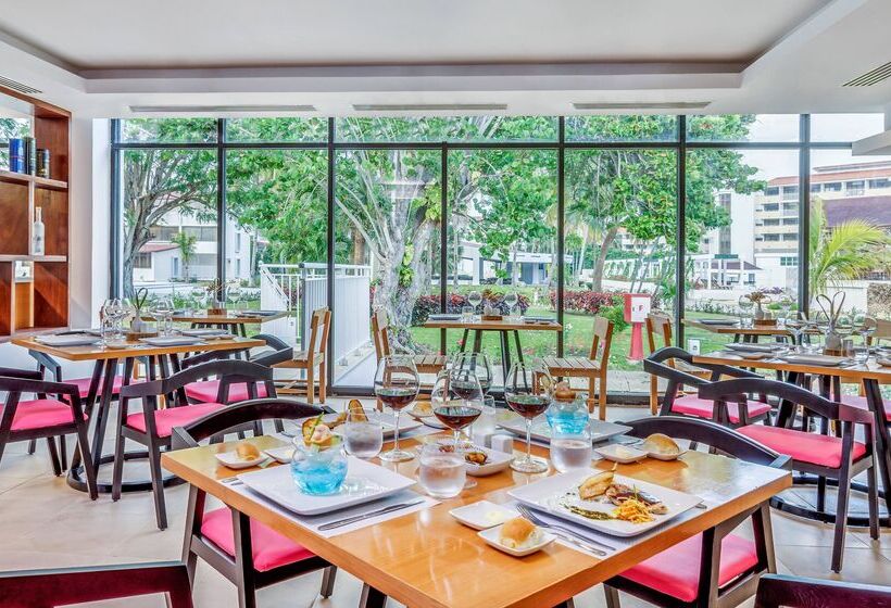 هتل Sol Caribe Beach