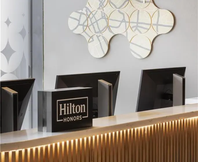 ホテル Spark By Hilton London Romford