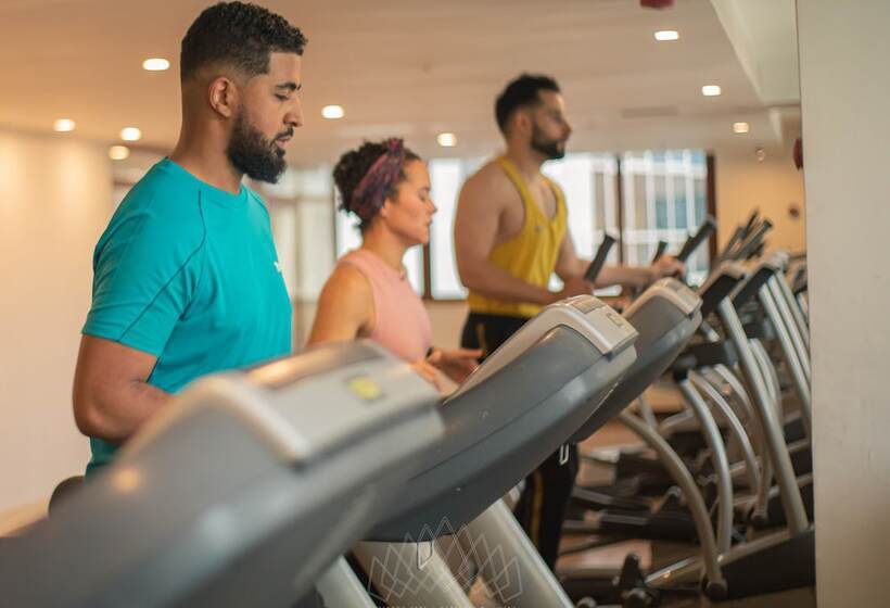 هتل The Grand Palace