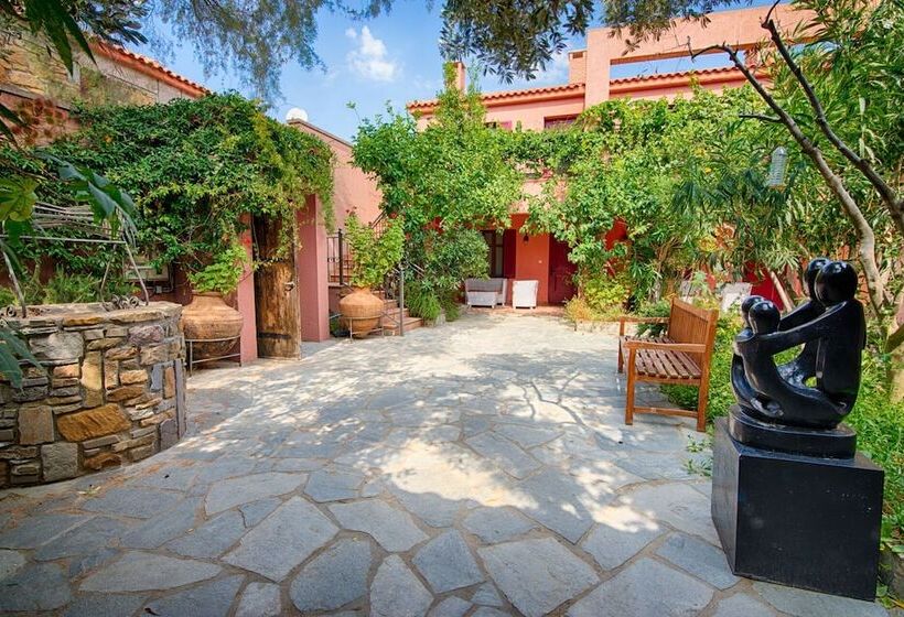 ホテル The Varos Residences