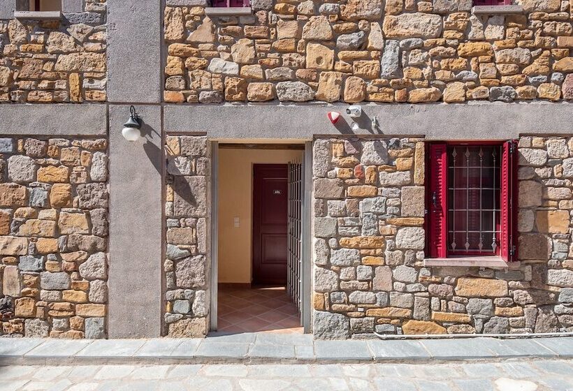 ホテル The Varos Residences