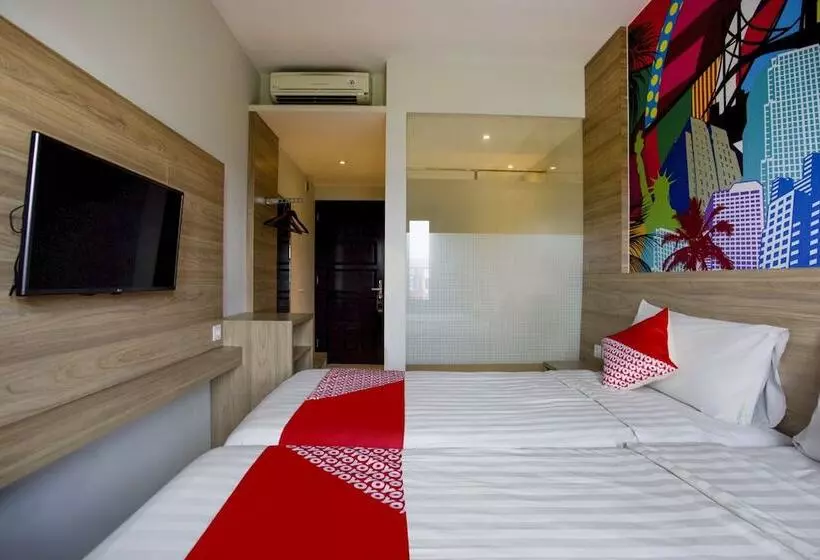 Hotelli Collection O The Regia Tambun