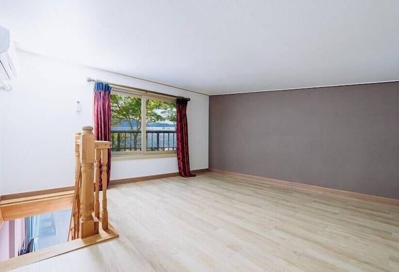 Отель Namhae Dream Pension