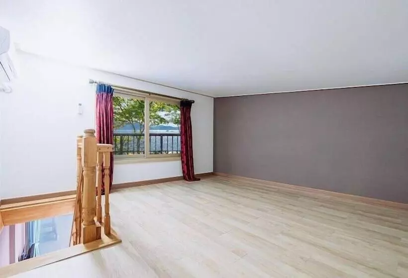 Hotelli Namhae Dream Pension