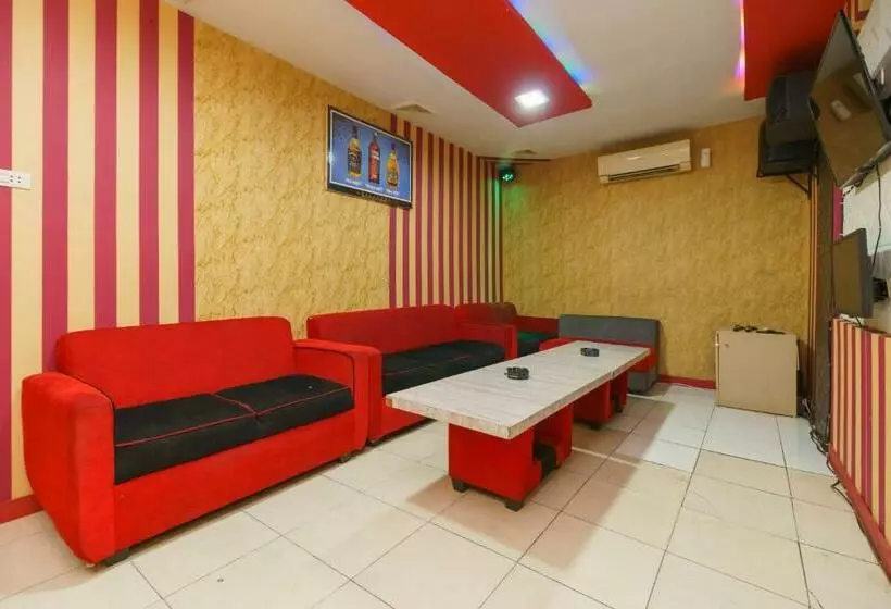 Hotelli Reddoorz At Kubu Selem Lampung