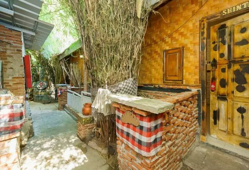 Hotelli Reddoorz At Kubu Selem Lampung