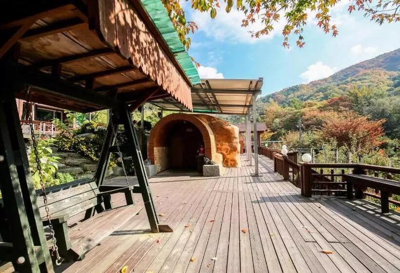 Hotelli Sambatgol Pension