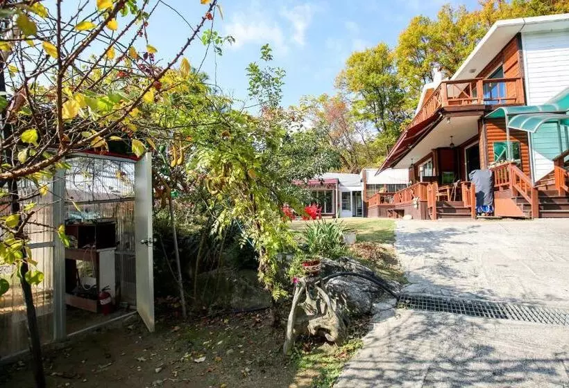 Hotelli Sambatgol Pension