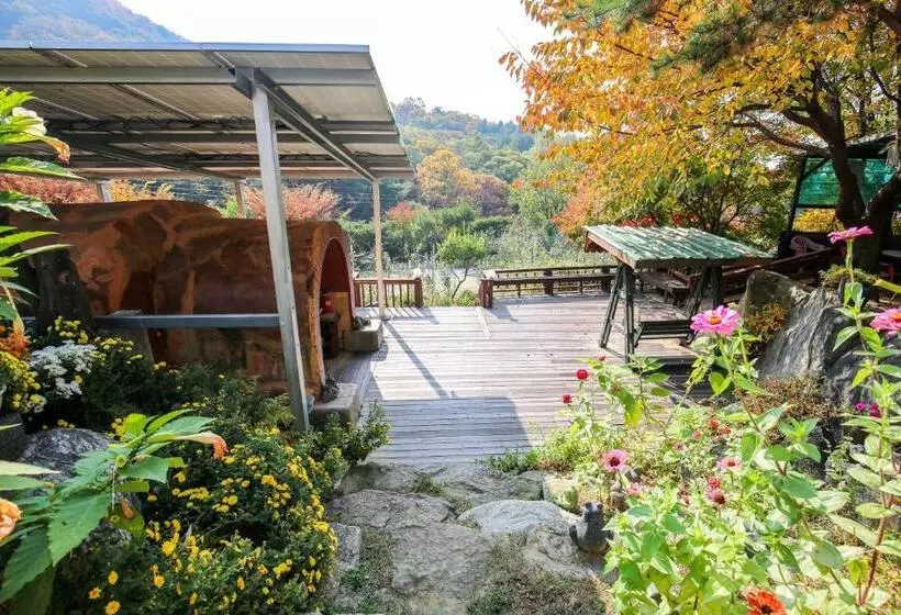 Hotelli Sambatgol Pension