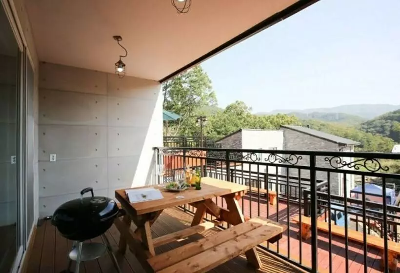 هتل Dongducheon Sosul Pension