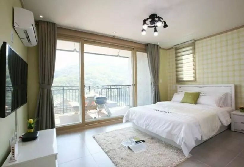هتل Dongducheon Sosul Pension