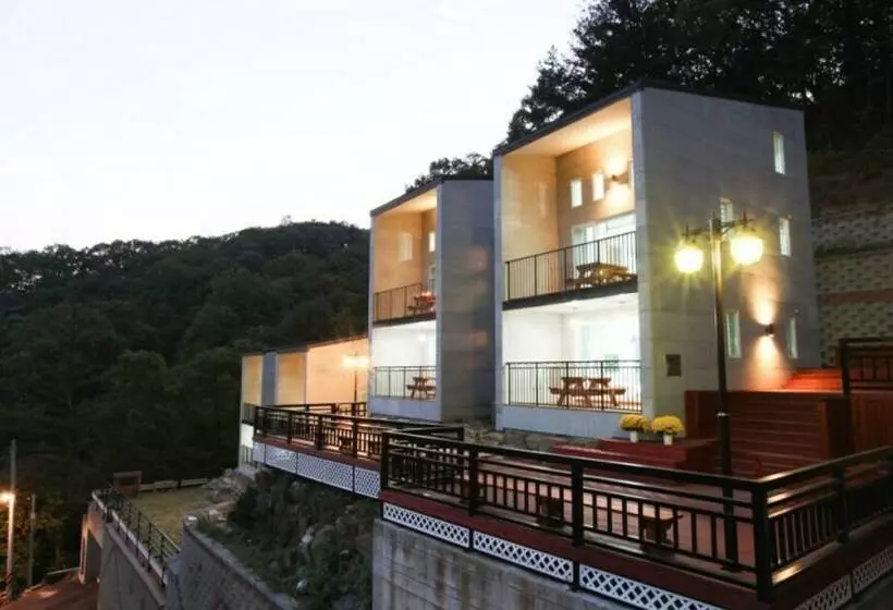 هتل Dongducheon Sosul Pension