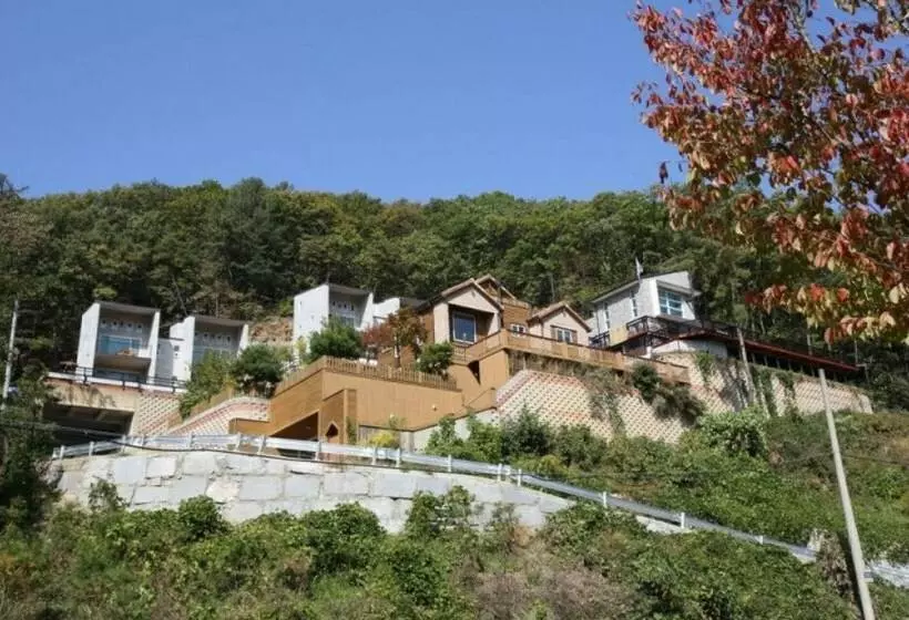 هتل Dongducheon Sosul Pension