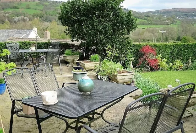 Hotelli Cae Y Rhedyn Annexe