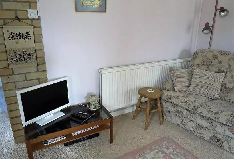 Hotelli Cae Y Rhedyn Annexe