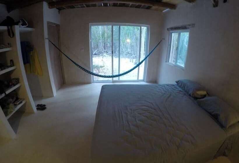 בית מלון כפרי Casa Nah Ku Hostel