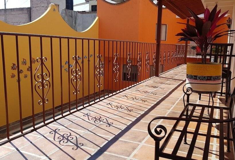 هتل El Jardín Del Edén