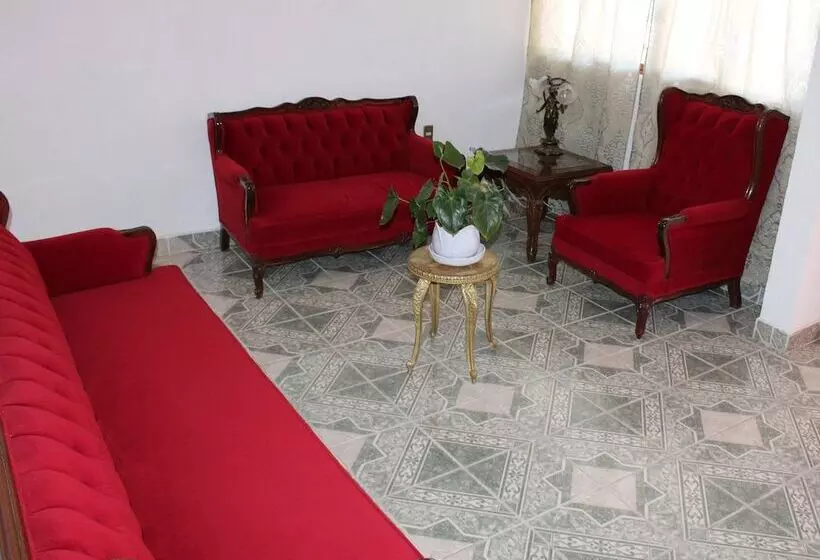 هتل El Jardín Del Edén