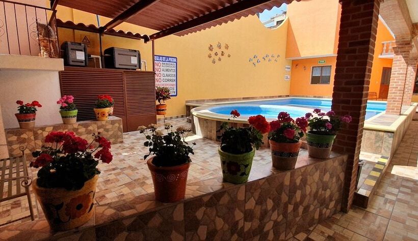 هتل El Jardín Del Edén