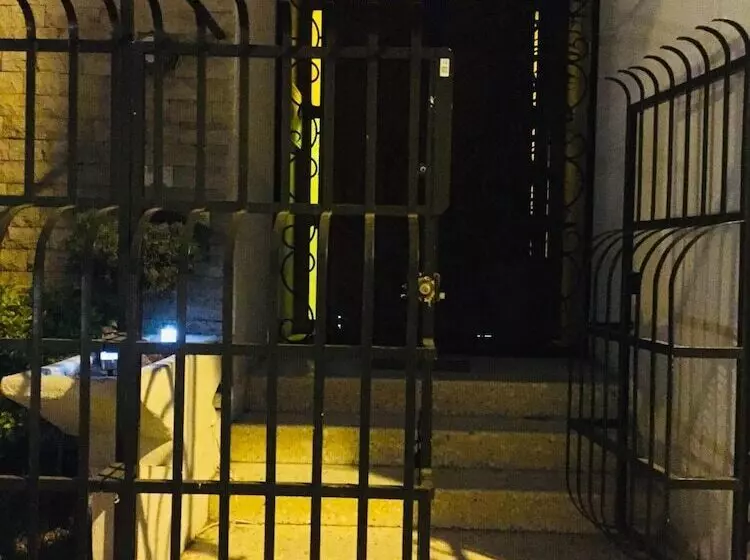 ホテル Euka Suites