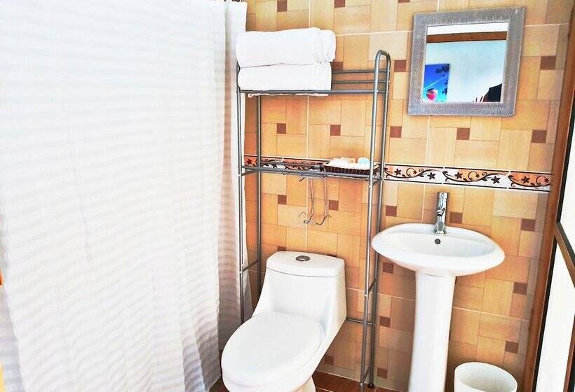 Otel Hacienda Los Dolores   Hostel