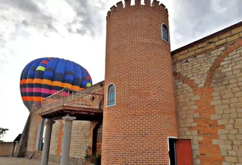 Hotelli Hacienda Los Dolores   Hostel