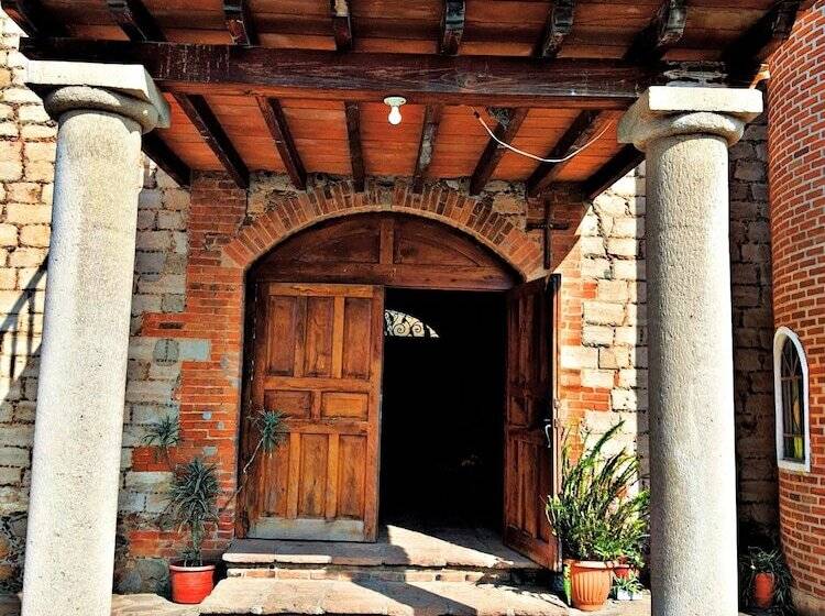 Otel Hacienda Los Dolores   Hostel