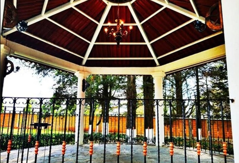Otel Hacienda Los Dolores   Hostel