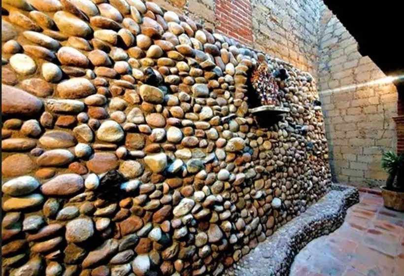 Hotelli Hacienda Los Dolores   Hostel