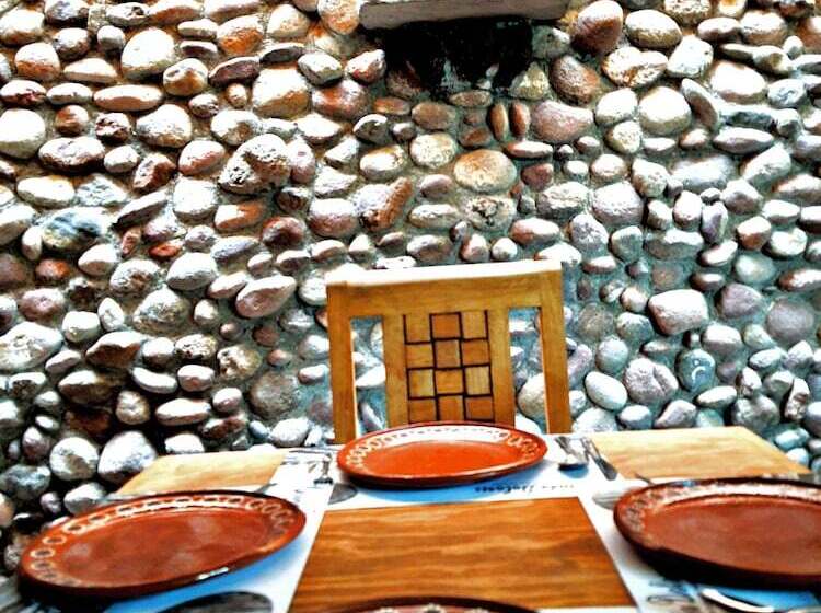 Otel Hacienda Los Dolores   Hostel