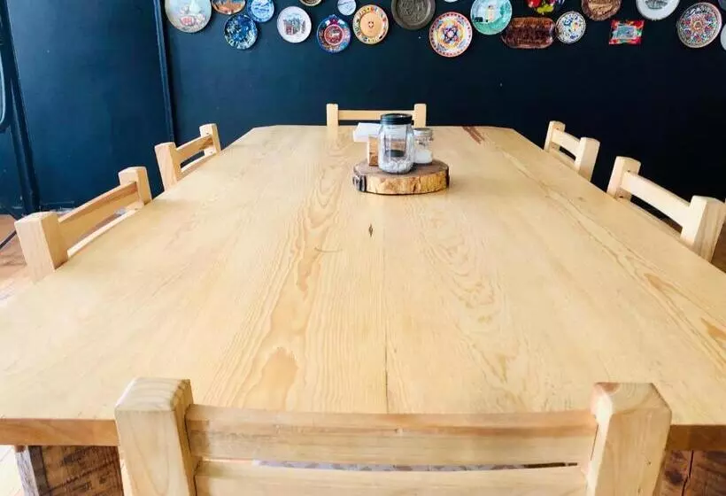 هتل Hostal Kuira Bá By Rotamundos