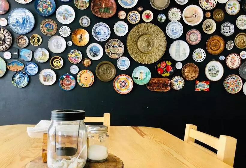 هتل Hostal Kuira Bá By Rotamundos