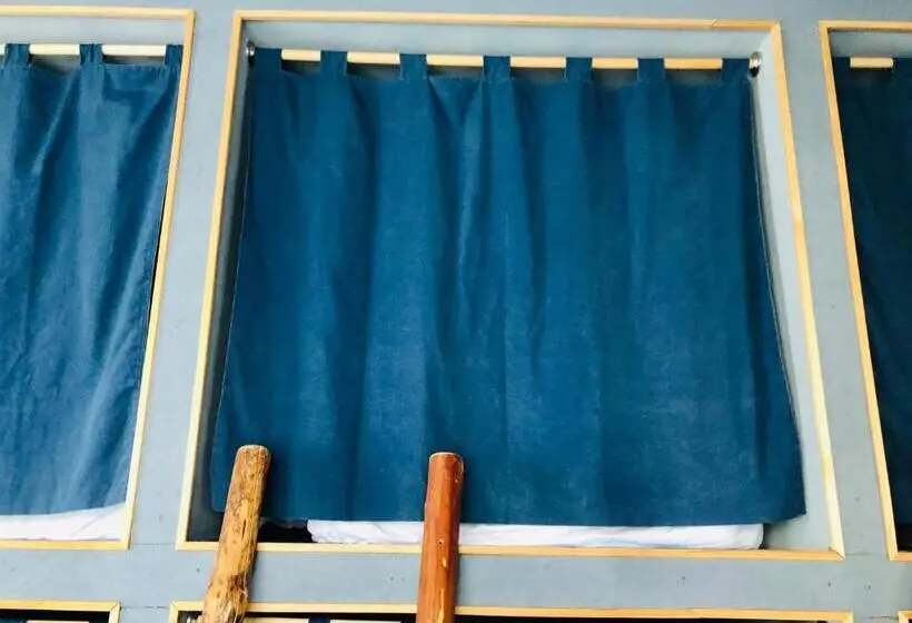 هتل Hostal Kuira Bá By Rotamundos